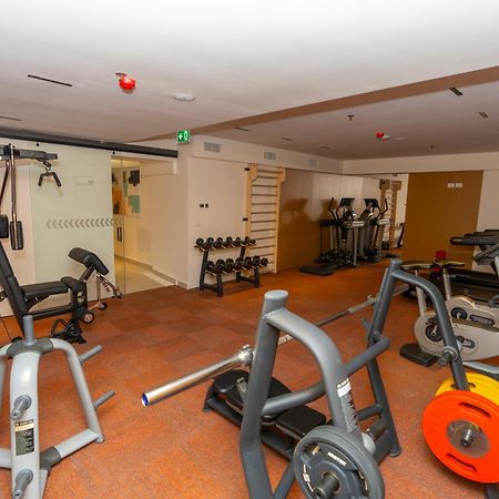 שקודר Hotel Golden Palace מראה חיצוני תמונה