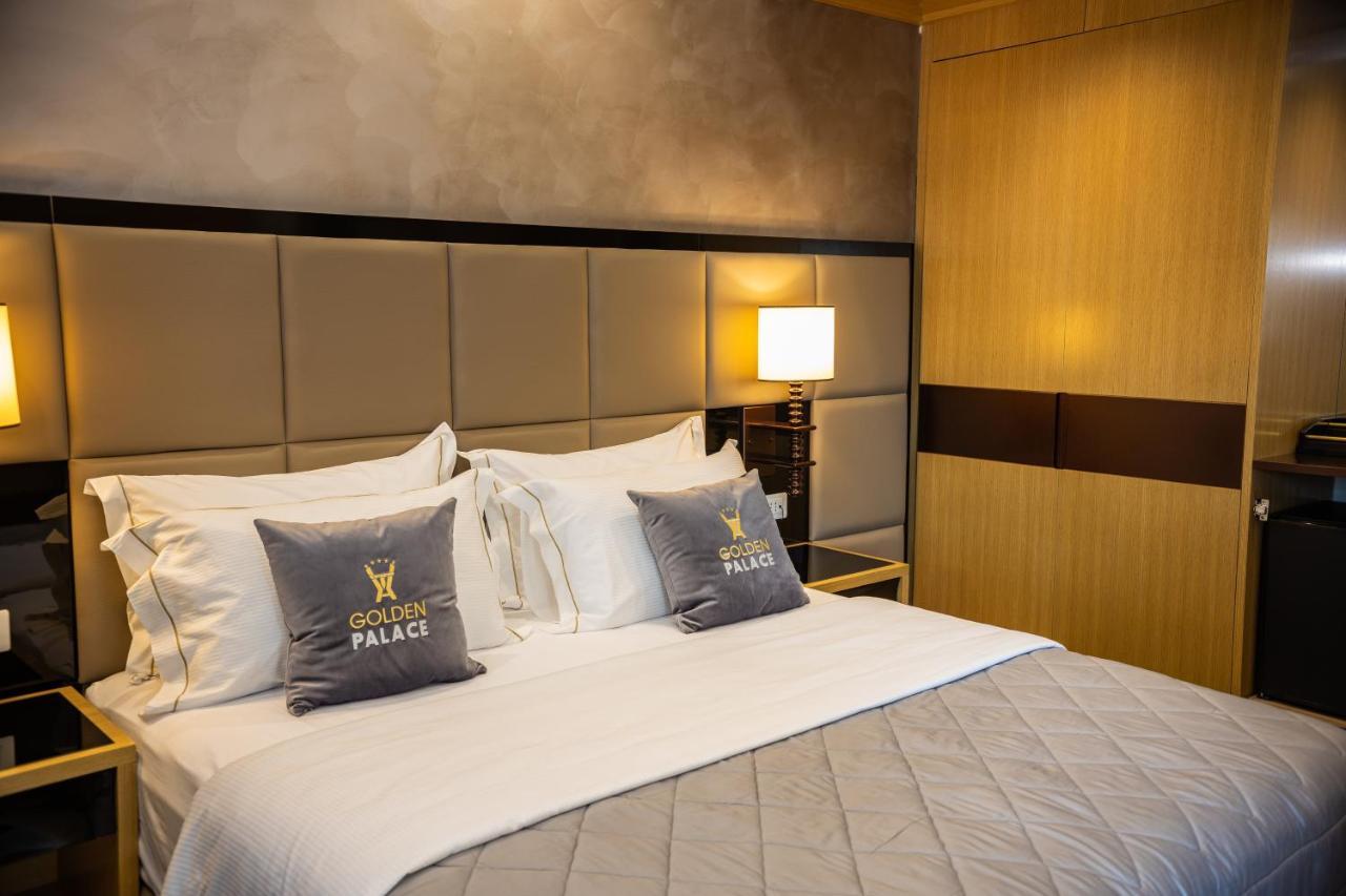 שקודר Hotel Golden Palace מראה חיצוני תמונה