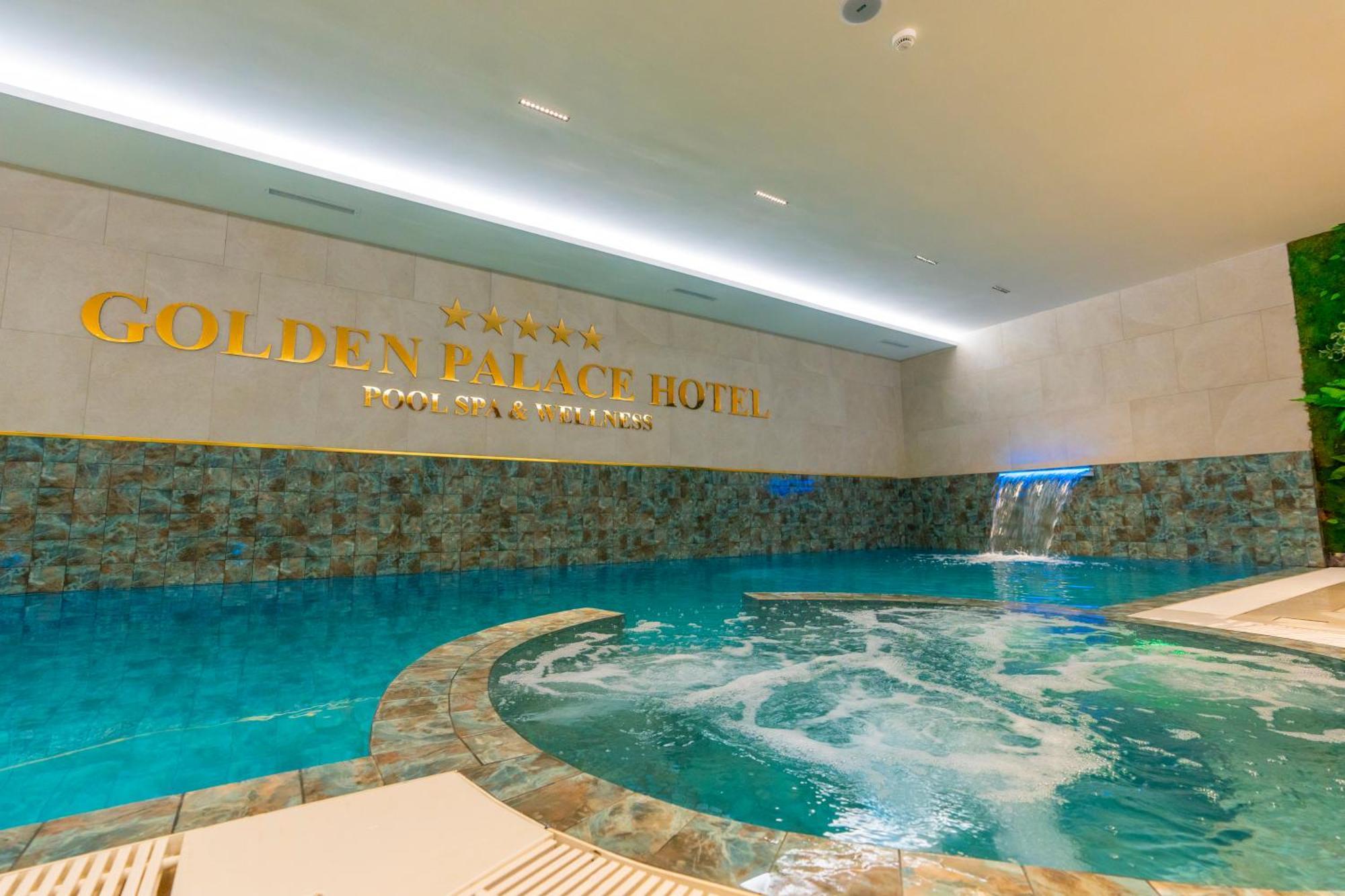 שקודר Hotel Golden Palace מראה חיצוני תמונה